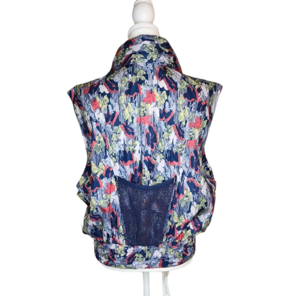 NEW Free People Movement Off The Grid Vest in Supernova Floral - Picture 3 of 13